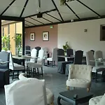 فندق Le Saint Aubin Chevillé