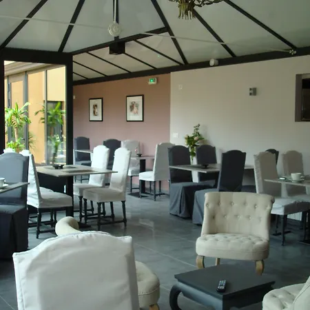 Szálloda Le Saint Aubin Chevillé