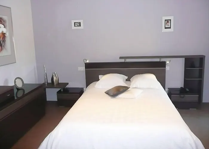 Le Saint Aubin 3* Chevillé